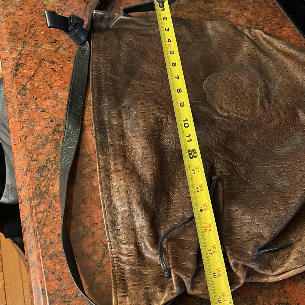 Carlos Falchi Crossbody Genuine Leather and Leather Lined - Picture 10 of 15
